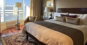 how to save money on hotels